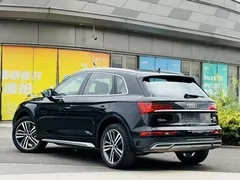2022 Audi Q5L 40T, чёрный — фото 5