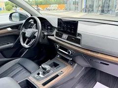 2022 Audi Q5L 40T, чёрный — фото 8