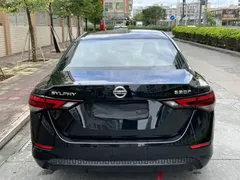 2021 Nissan Sylphy 1.6L XL CVT, чёрный — фото 8