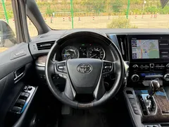 2021 Toyota Alphard Hybrid 2.5L Premium, белый — фото 7