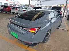 2022 Hyundai Elantra 1.5L CVT GLX Elite — фото 7