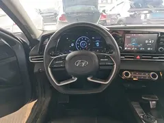 2022 Hyundai Elantra 1.5L CVT GLX Elite — фото 11