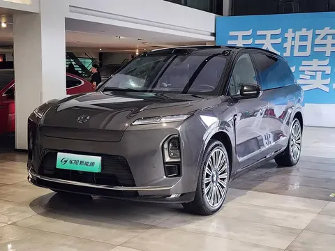 2026 Nio ES8 6-seat Executive Luxury