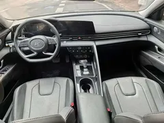 2022 Hyundai Elantra 1.5L CVT LUX Premium — фото 6