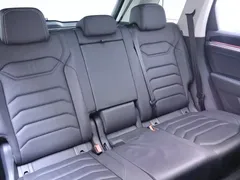 2022 Volkswagen Touareg 3.0TSI, чёрный — фото 23
