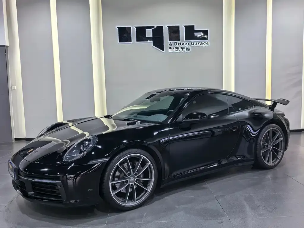 2023 Porsche 911 Carrera 3.0T