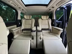 2021 Toyota Alphard Hybrid 2.5L Premium, чёрный — фото 12