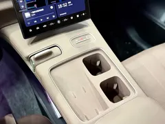 2024 Nio ES8 75kWh Executive, белый — фото 15