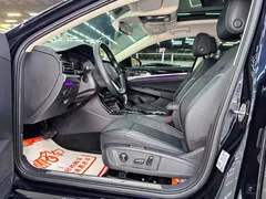 2022 Volkswagen Passat 330TSI Premium, чёрный — фото 6