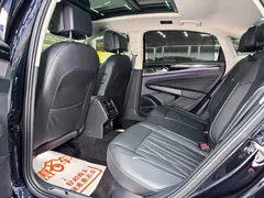 2022 Volkswagen Passat 330TSI Premium, чёрный — фото 13