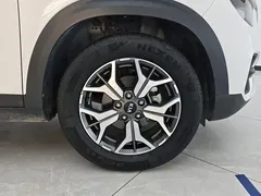 2021 Kia Seltos 1.5L CVT Trend, белый — фото 6