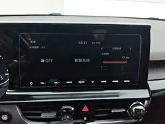 2021 Kia Seltos 1.5L CVT Trend, белый — фото 13