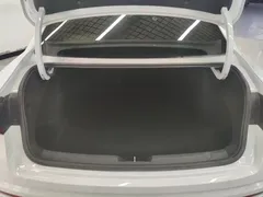 2021 Geely Preface 2.0TD Premium, белый — фото 4