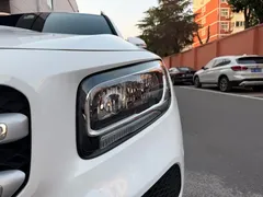 2021 Mercedes-Benz GLB 180, белый — фото 4