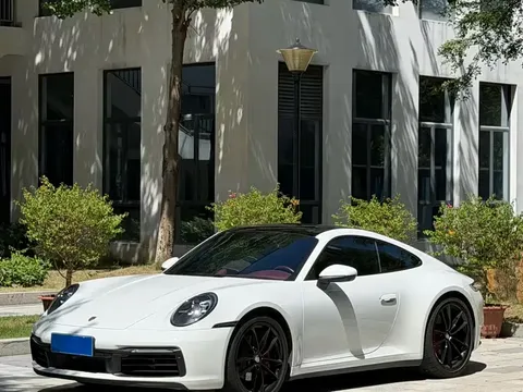 2022 Porsche 911 Carrera 3.0T