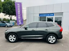 2022 Volvo XC60 B5 4WD Luxury — фото 3