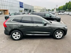 2022 Volvo XC60 B5 4WD Luxury — фото 7