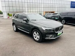 2022 Volvo XC60 B5 4WD Luxury — фото 8