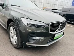 2022 Volvo XC60 B5 4WD Luxury — фото 9