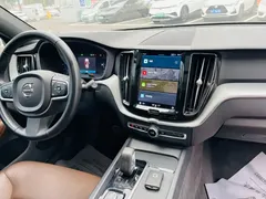 2022 Volvo XC60 B5 4WD Luxury — фото 17
