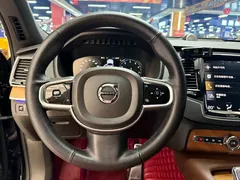 2022 Volvo XC90 7-seat, чёрный — фото 7