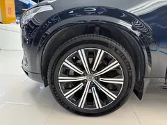 2022 Volvo XC90 7-seat, чёрный — фото 12