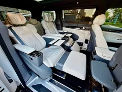 2024 Zeekr 009 6-Seat Executive 4WD 108kWh, белый — фото 6
