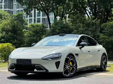 2024 Xiaomi SU7 4WD Max
