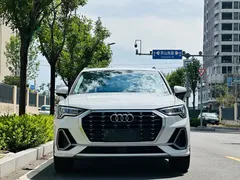 2021 Audi Q3 35 TFSI, белый — фото 2
