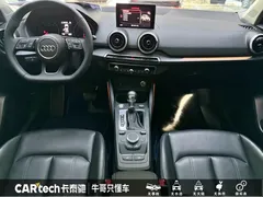 2023 Audi Q2L 35TFSI Fashion Sport, белый — фото 12