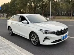 2022 Geely Emgrand 1.5L CVT, белый — фото 3