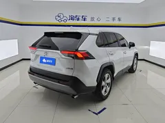 2022 Toyota RAV4 2.0L CVT 2WD Plus, белый — фото 3