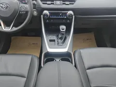 2022 Toyota RAV4 2.0L CVT 2WD Plus, белый — фото 16