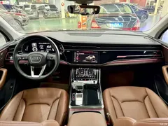 2021 Audi Q7 55 TFSI quattro S line, чёрный — фото 3