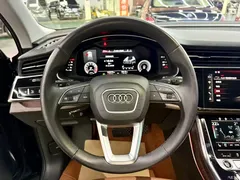 2021 Audi Q7 55 TFSI quattro S line, чёрный — фото 4