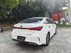2023 Changan Eado PLUS 1.4T GDI DCT Premium, белый — фото 4