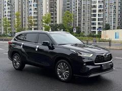 2022 Toyota Highlander 380T 4WD Premium 7, чёрный — фото 3