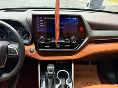 2022 Toyota Highlander 380T 4WD Premium 7, чёрный — фото 7