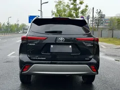 2022 Toyota Highlander 380T 4WD Premium 7, чёрный — фото 15