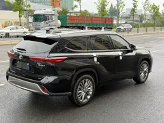 2022 Toyota Highlander 380T 4WD Premium 7, чёрный — фото 18
