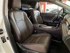 2021 Lexus RX 300 4WD, белый — фото 9