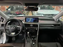 2021 Lexus RX 300 4WD, белый — фото 12