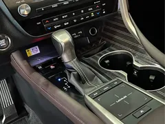 2021 Lexus RX 300 4WD, белый — фото 13