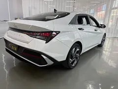2023 Hyundai Elantra 1.5L CVT GLX Elite, белый — фото 14
