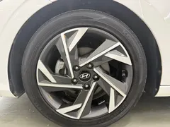 2023 Hyundai Elantra 1.5L CVT GLX Elite, белый — фото 17