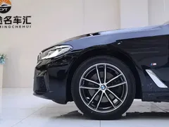 2022 BMW 5 Series 5 525Li M, чёрный — фото 4