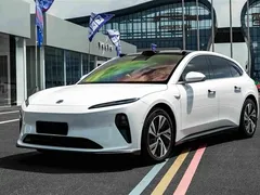 2024 Nio ET5T 75kWh Touring, белый — фото 1