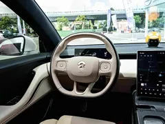 2024 Nio ET5T 75kWh Touring, белый — фото 18