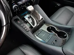 2020 Lexus LM 300h, белый — фото 9
