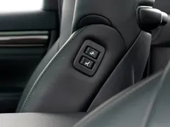 2020 Lexus LM 300h, белый — фото 10